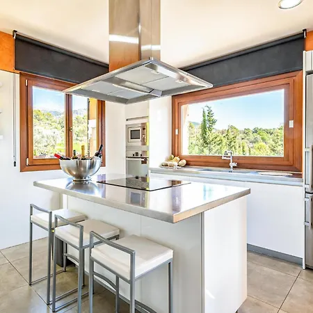 3 Bedroom Gorgeous Home In Mancor De La Vall Holiday home