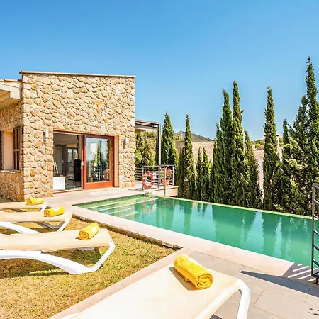 Holiday home 3 Bedroom Gorgeous Home In Mancor De La Vall *