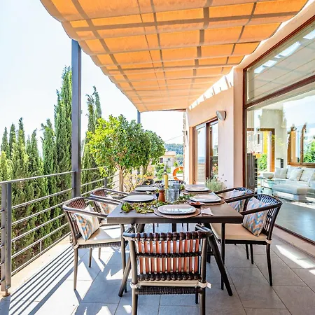 3 Bedroom Gorgeous Home In Mancor De La Vall * Mancor del Valle